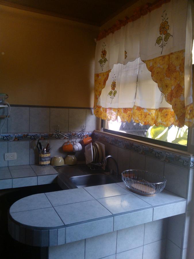 Rancha Azul Bed & Breakfast Alajuela