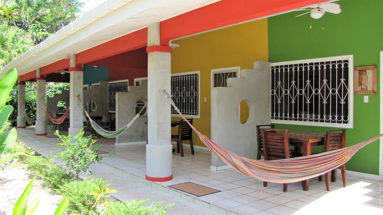 Aparthotel Cabinas Windsong