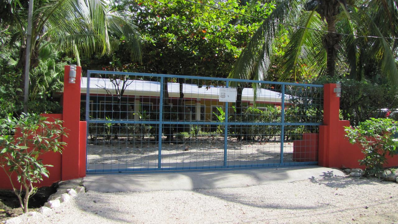 Cabinas Windsong * Sardinal