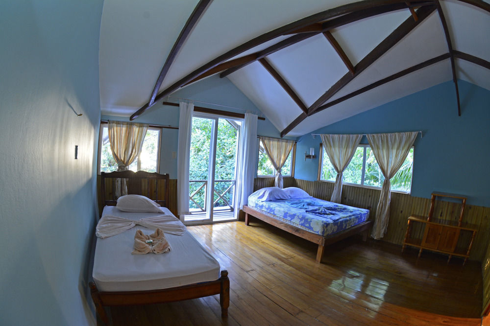 Poor Man's Paradise Lodge Drake Bay