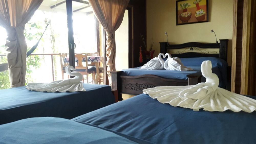 Pirate Cove Hotel Drake Bay