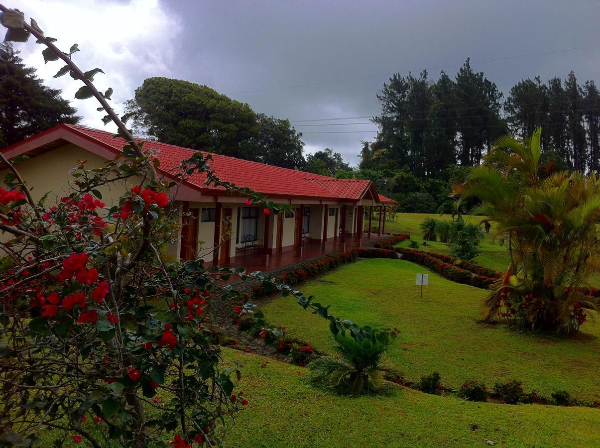 Hotel Termales Del Bosque & Hot Springs La Marina