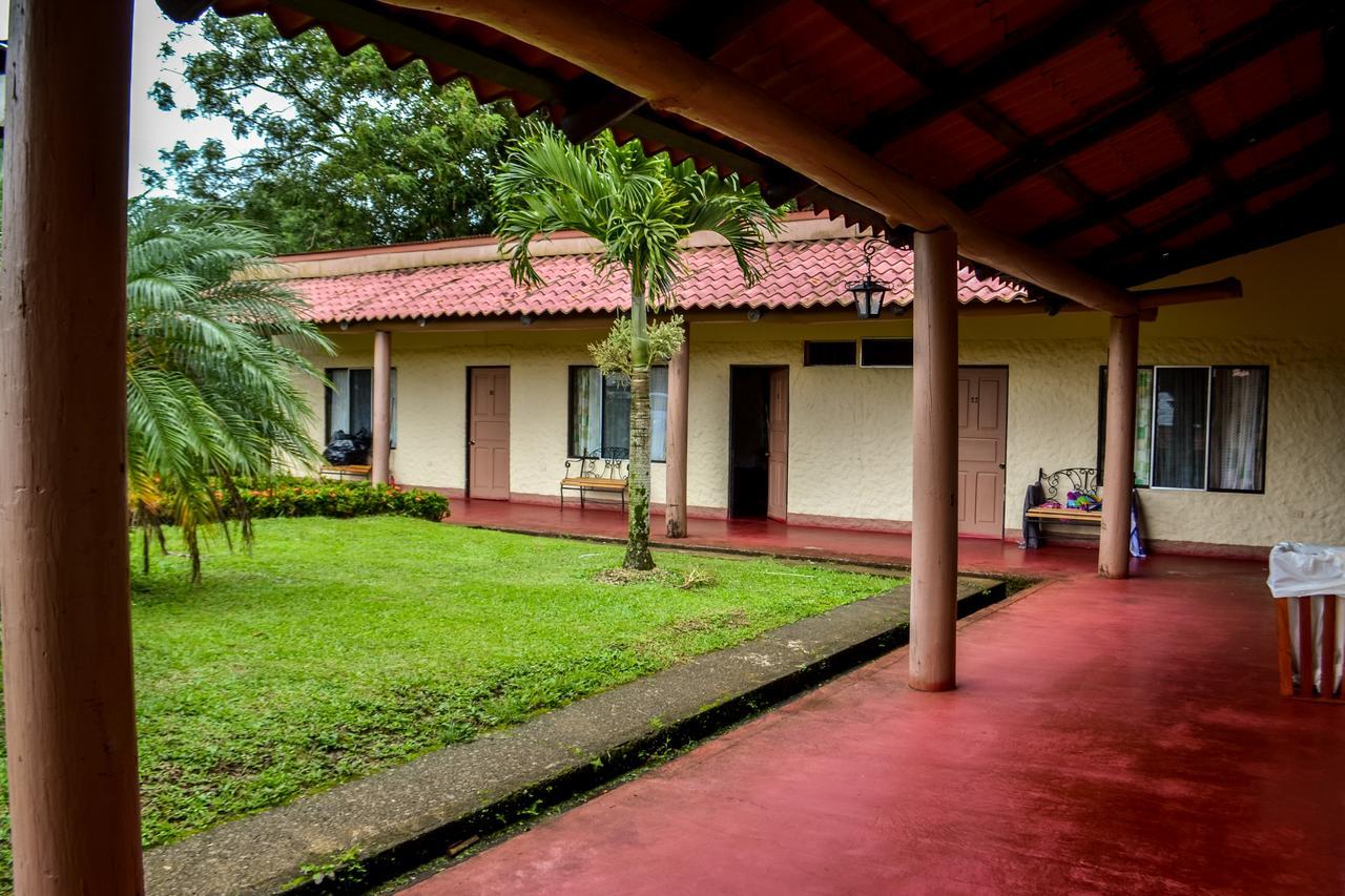 Hotel Termales Del Bosque & Hot Springs