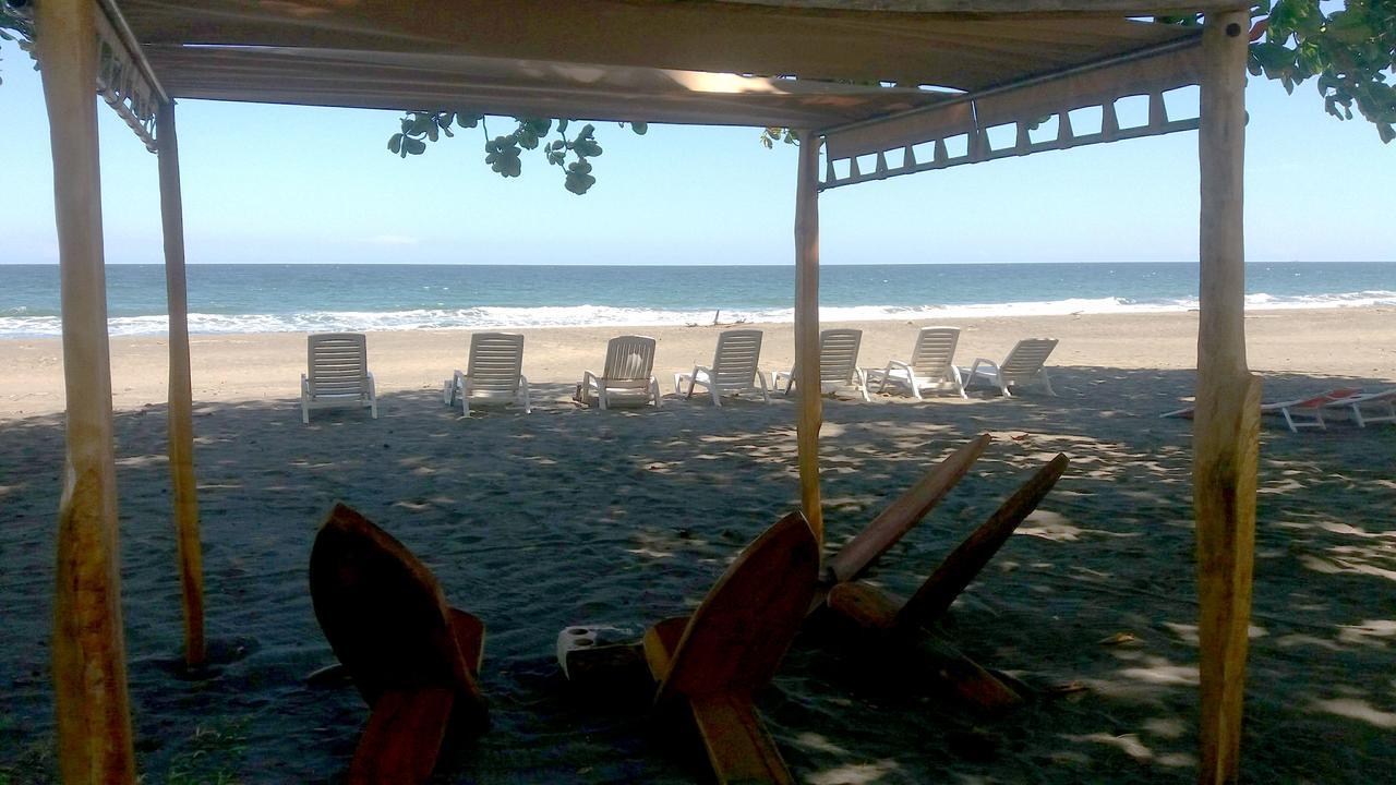 Hotel Perla Negra Beach Front