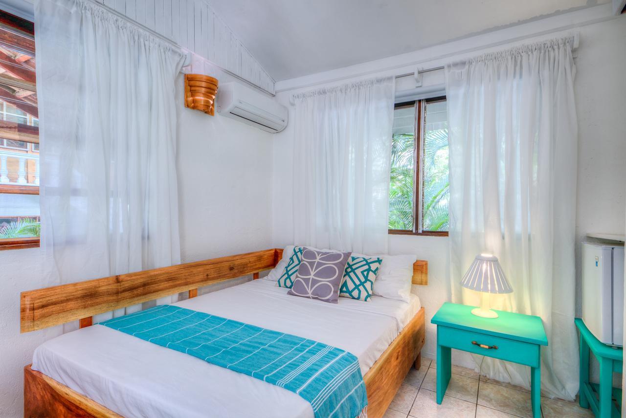 Hotel Guiones