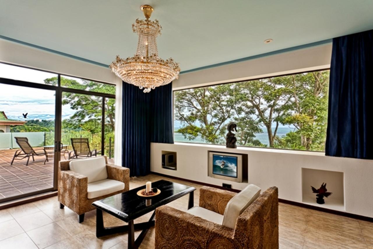 La Mansion