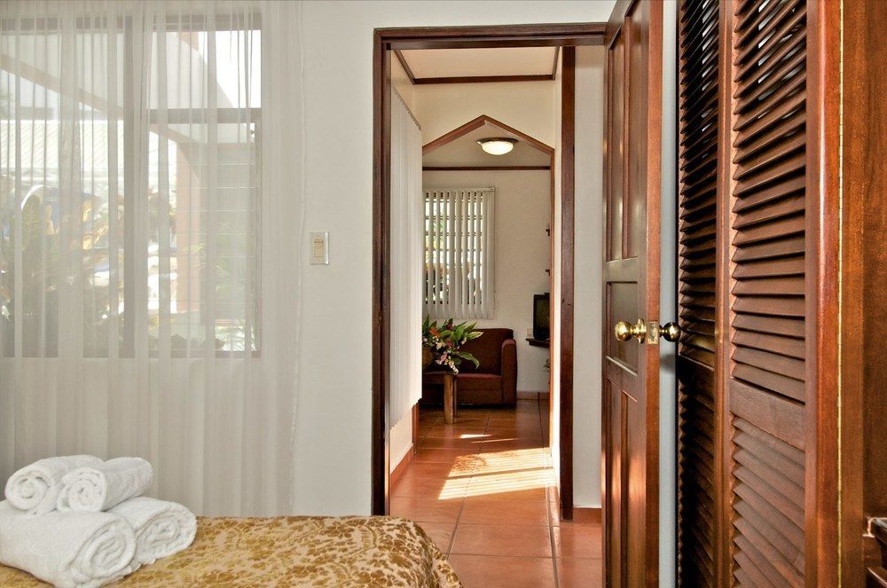 Cristina Hotel San Jose (San Jose)