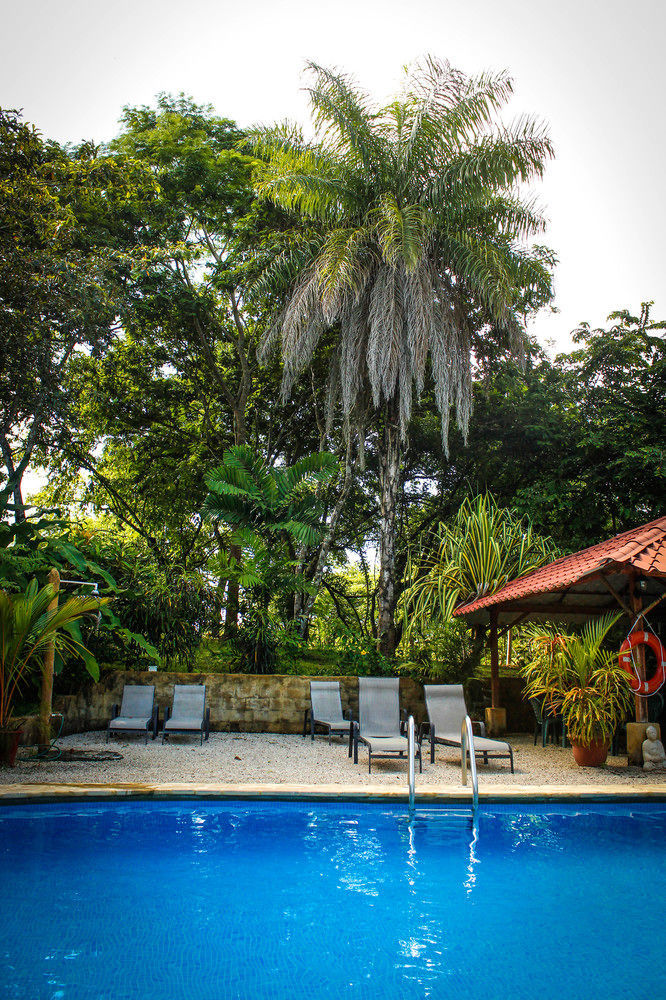 Casa Colores Montezuma