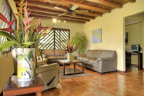 Manatus Hotel 4*