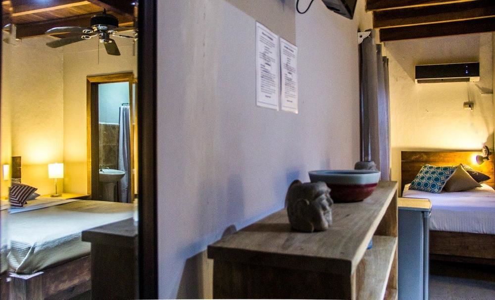 Aparthotel Santascabinas 3*