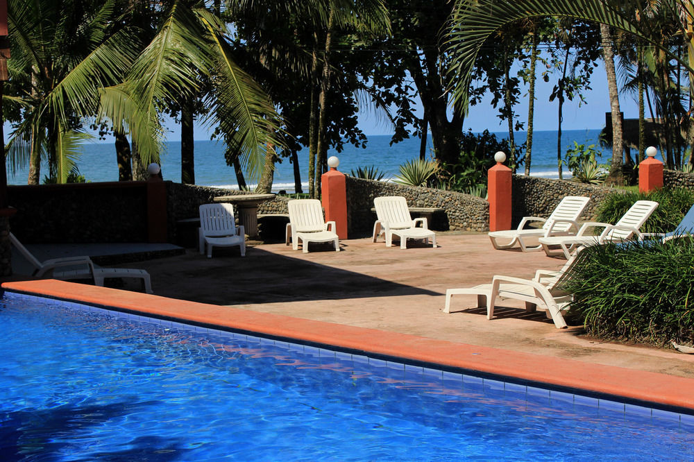 Hotel Perla Negra Beach Front