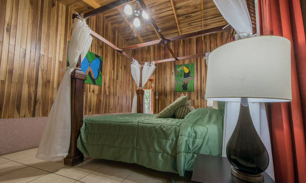 Pinos & Reserve Lodge *