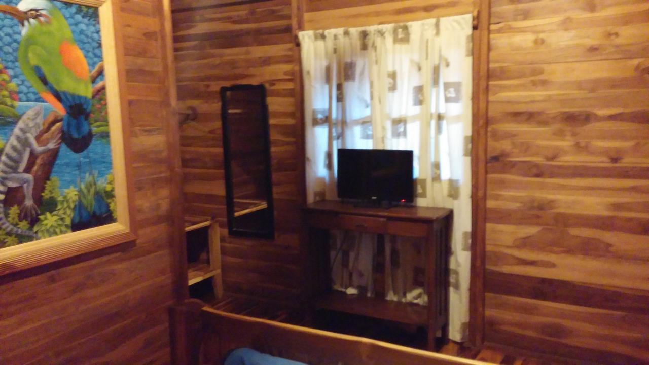 La Teca Lodge *
