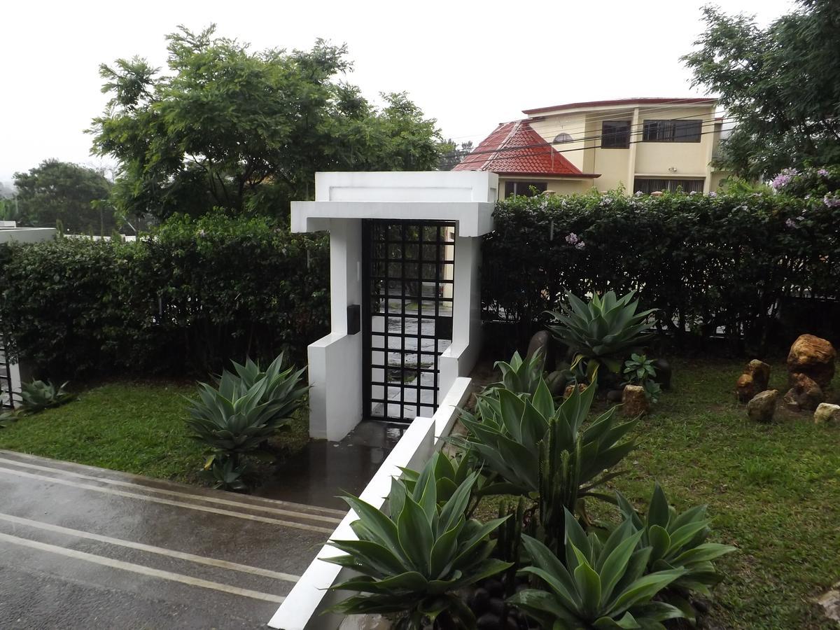 Casa Marlui-san Jose Homestay *