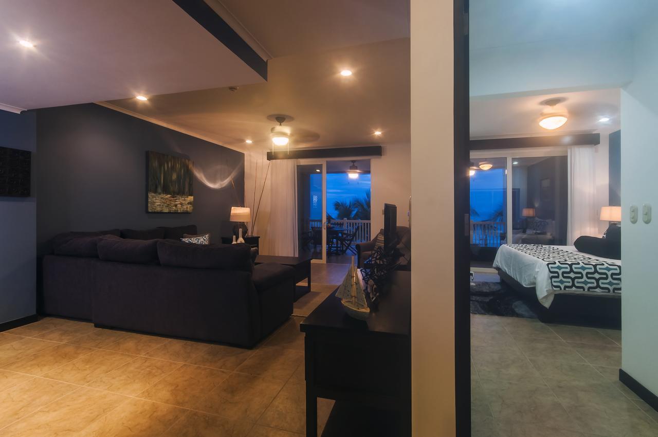 Apartment The Palms 402 By Dream Makers *