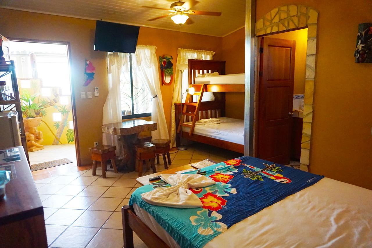 Cabinas Jimenez Hotel *