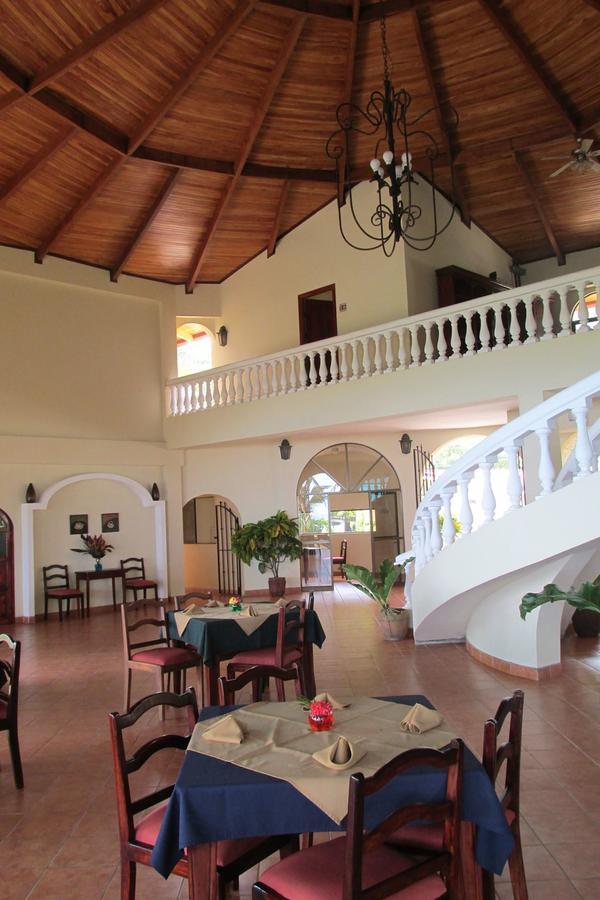 Hotel Delfin Playa Bejuco 3*