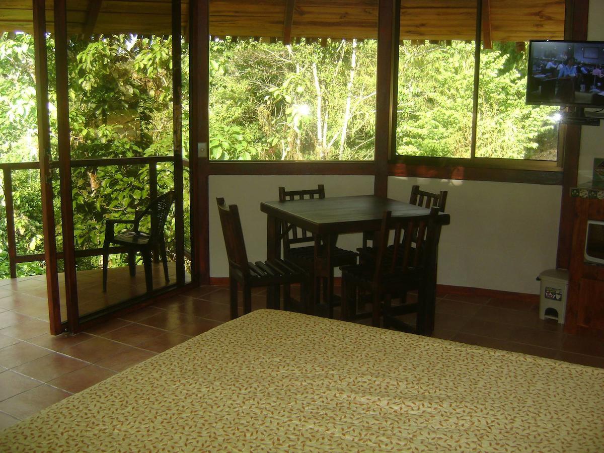 Cascata Del Bosco Cabinas Hotel 4*