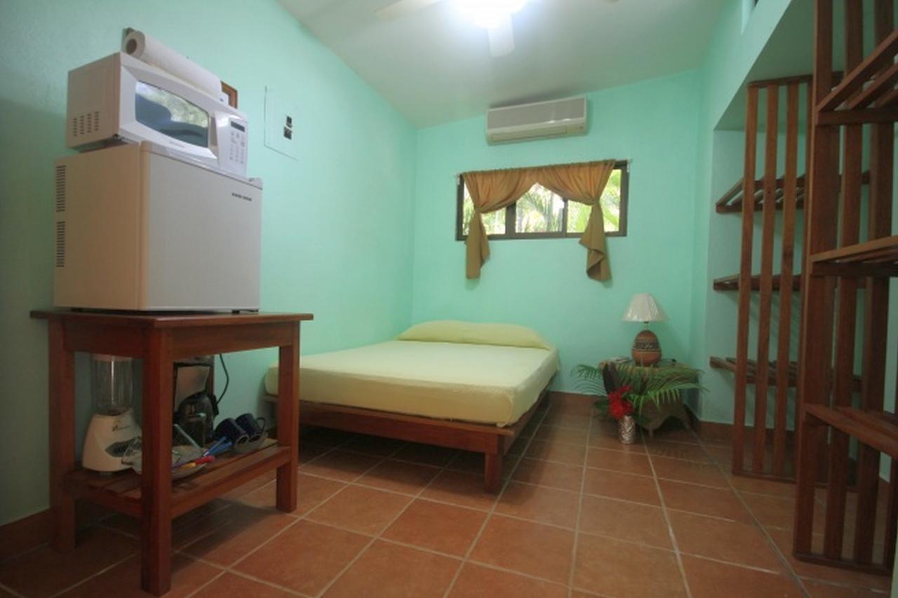 Paradise Lodge