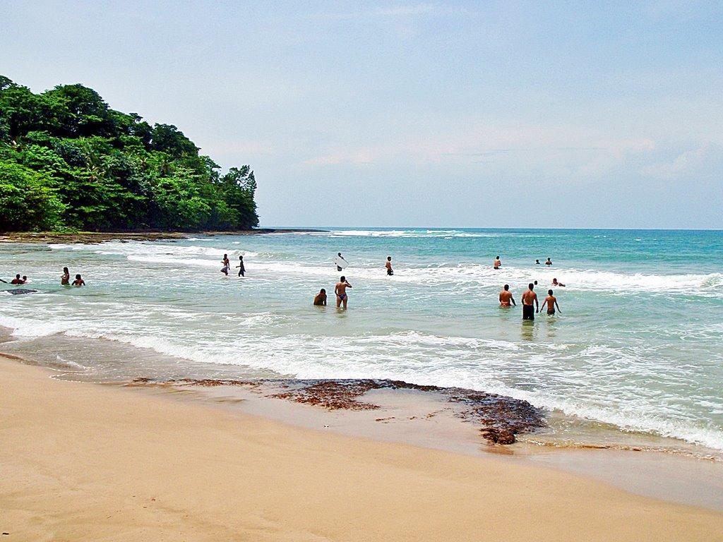 Hotel Roca Mar Playa Bonita Puerto Limon