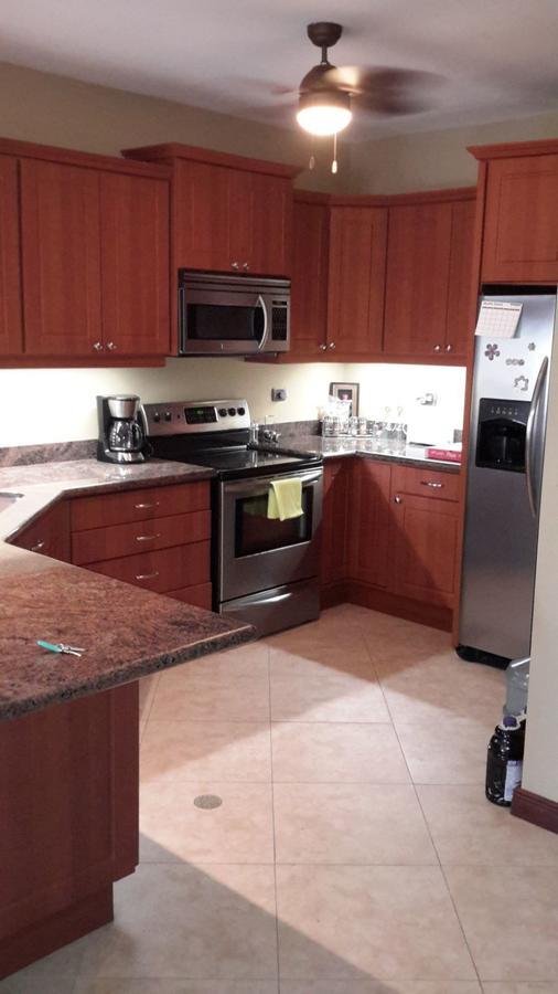 Tres Regalos Condominium Beach Club Apartment Jaco