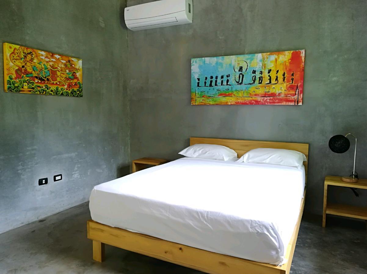 Shakti Playa Santa Teresa (Puntarenas)