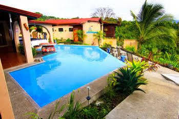 Toad Hall Hotel Arenal