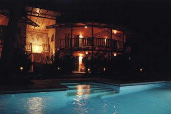 Pacifica Surf Studios Aparthotel 3*
