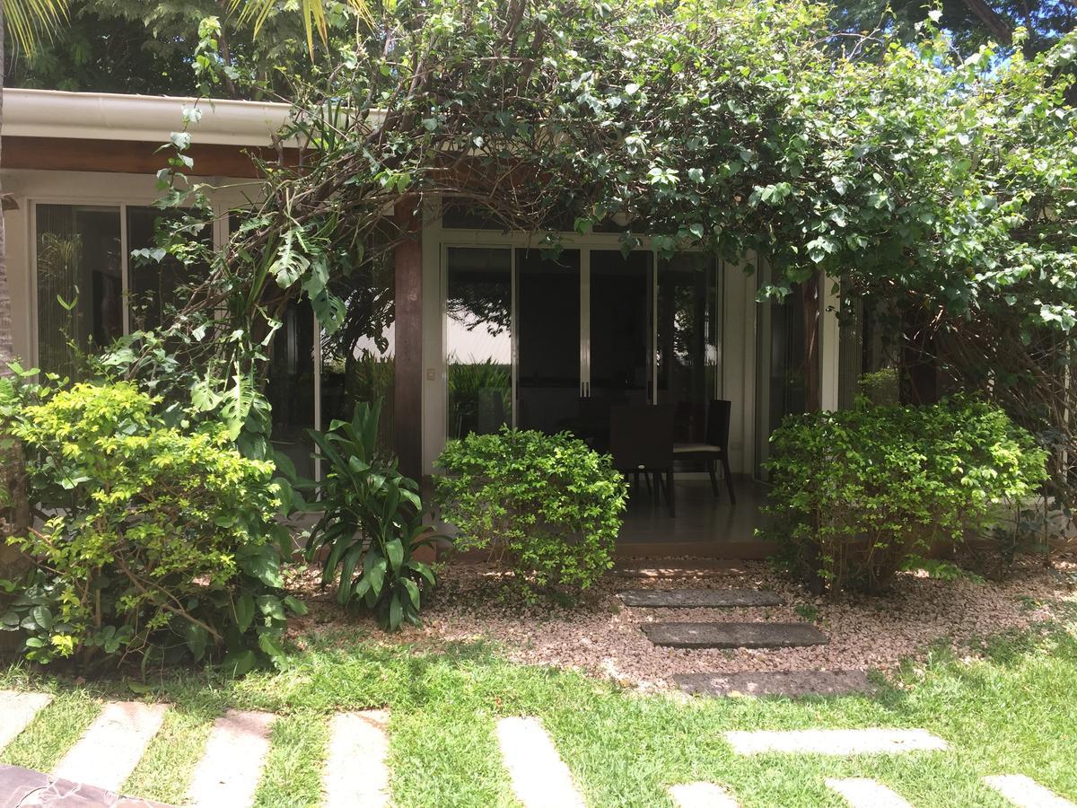 The Breeze & Hotel Tamarindo