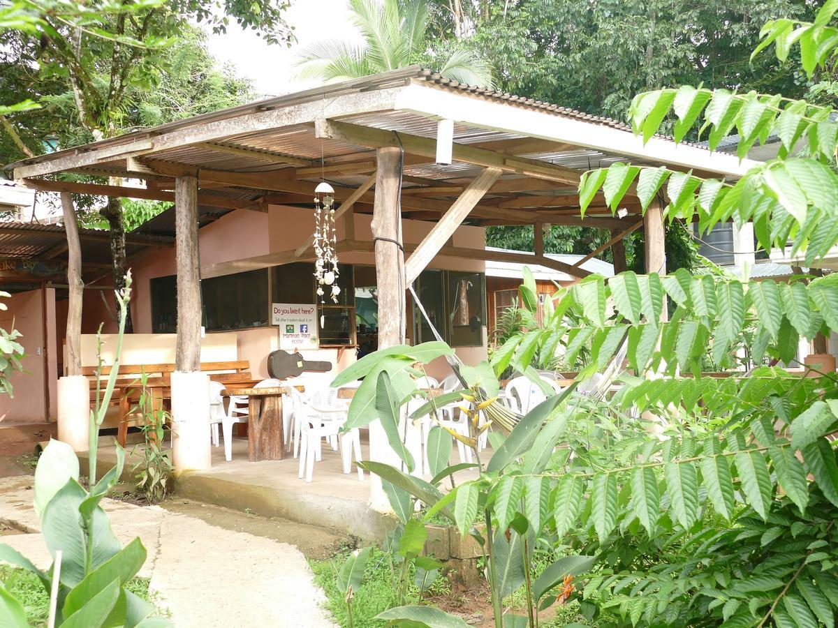 Martinas Place Hostel *