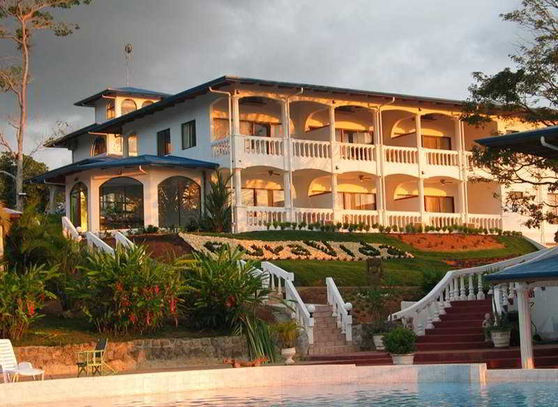 Cristal Ballena Boutique & Spa Hotel 4*