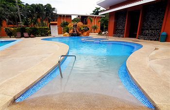& Huetares Hotel Playa Hermosa (Guanacaste)