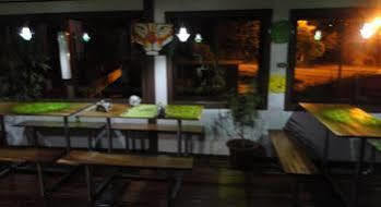 Cabinas Eddy 2*