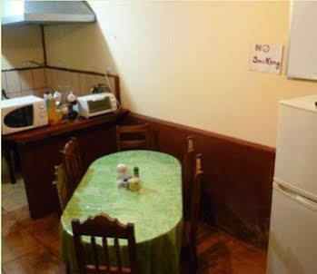 Bed & Breakfast Cabinas Eddy Monteverde