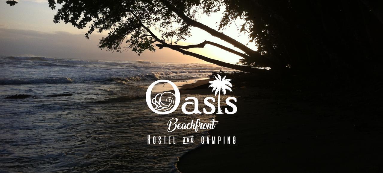 Oasis Hostel *