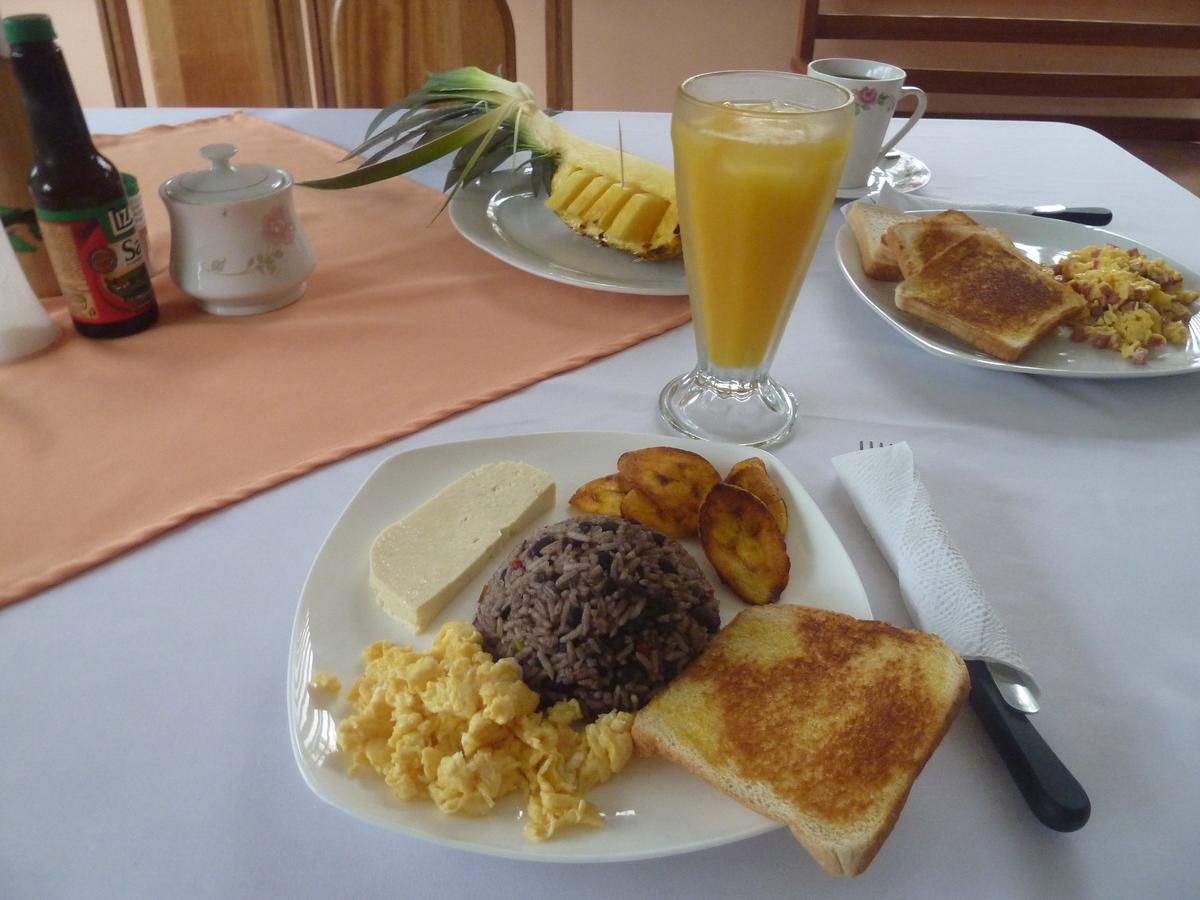 Inn Rural Rio Celeste 2*