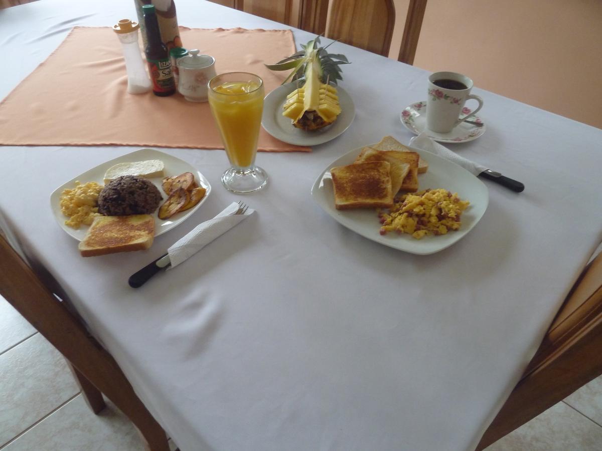 Inn Rural Rio Celeste 2*