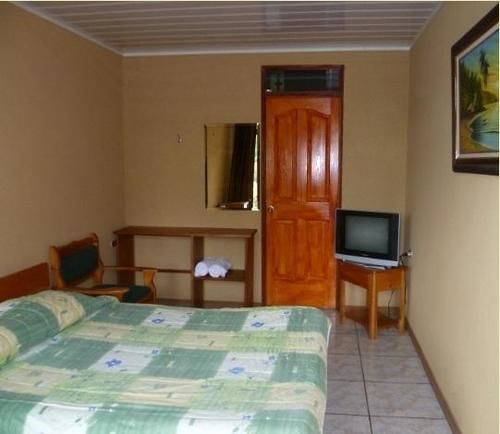 Cabinas Eddy 2* Monteverde