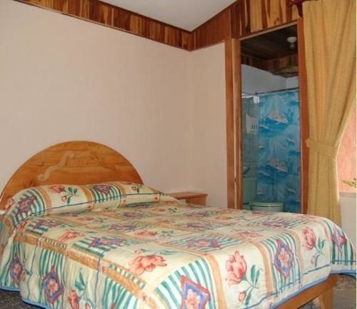 Cabinas Eddy 2* Monteverde
