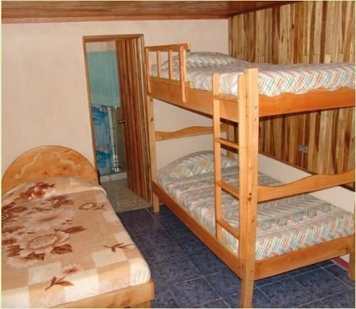 Bed & Breakfast Cabinas Eddy 2*