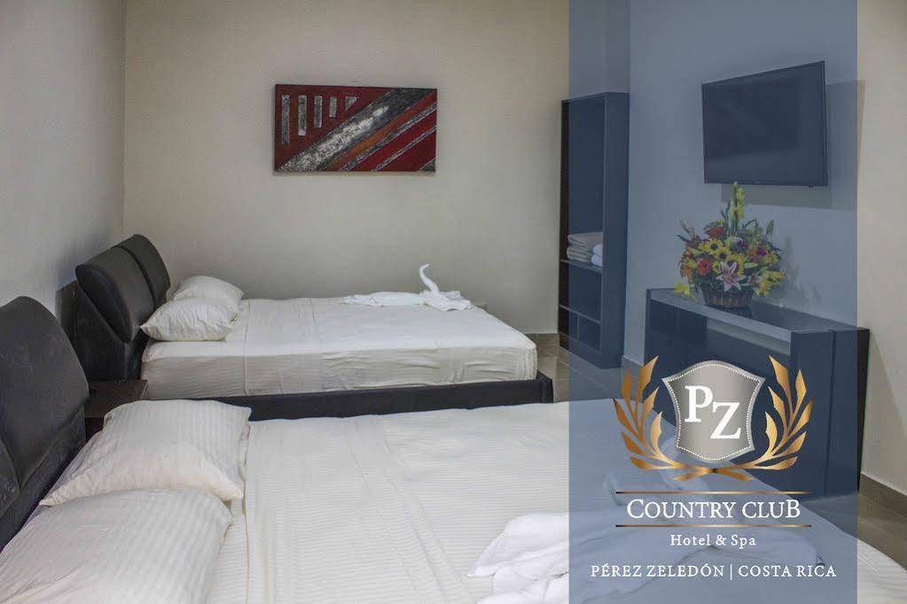 Hotel Pz Country Club & Conference Center 4*