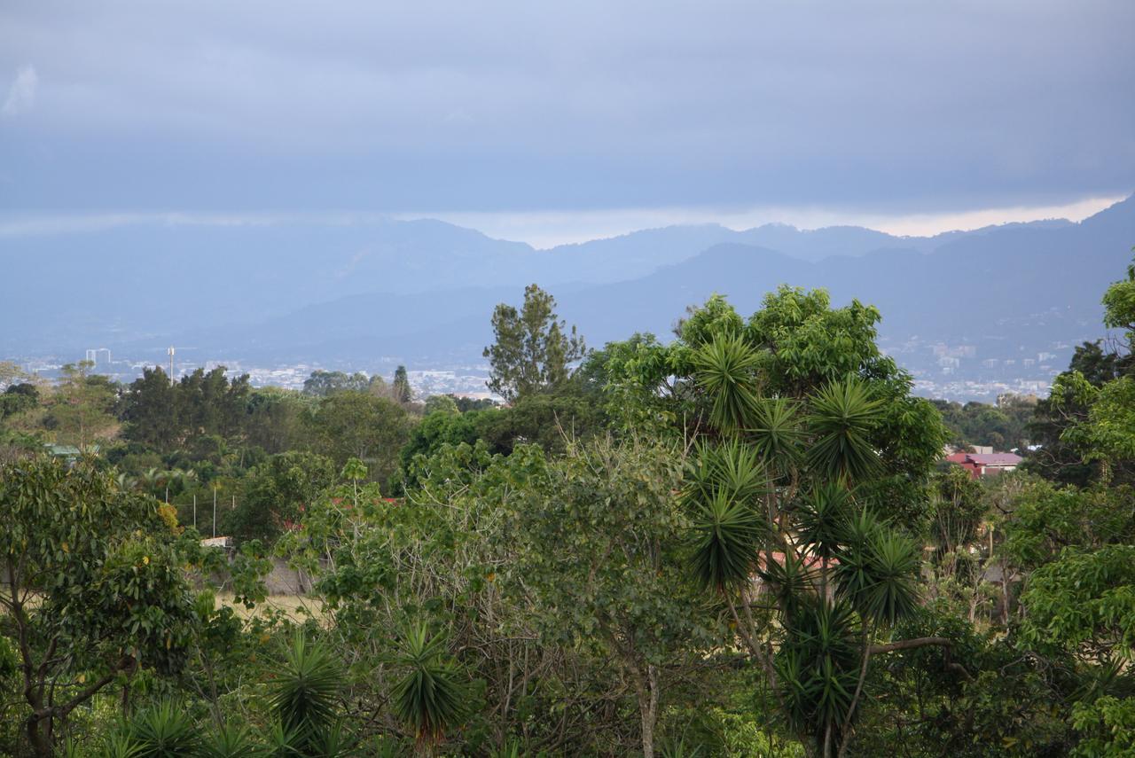 La Alborada Airport Sjo * Alajuela