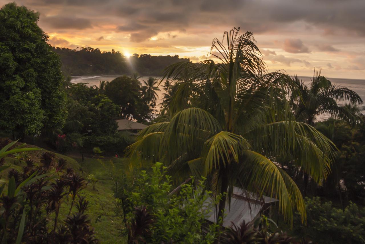 Hotel Rancho Corcovado 2*