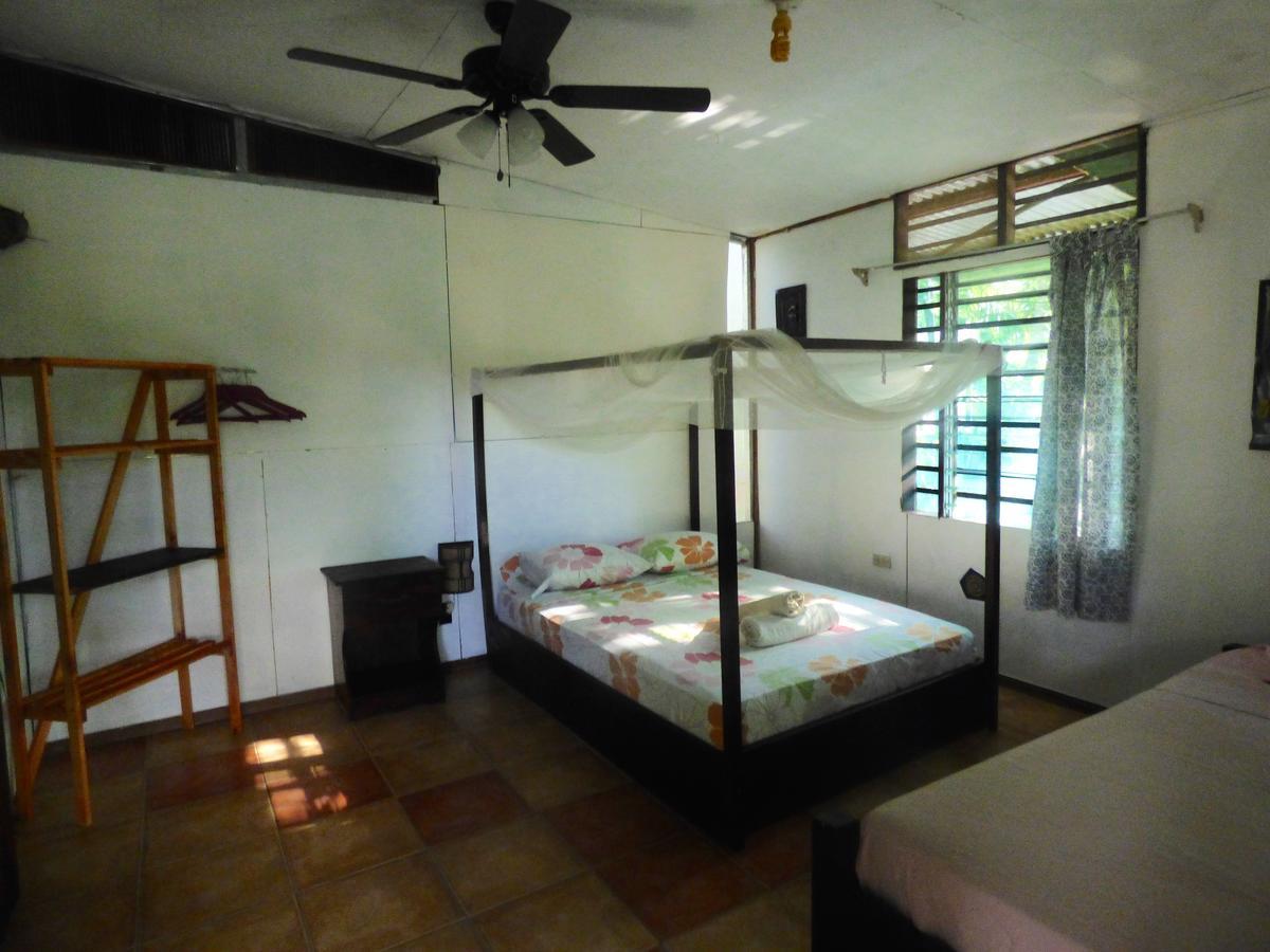 Hostel Cabinas Del Mar Samara