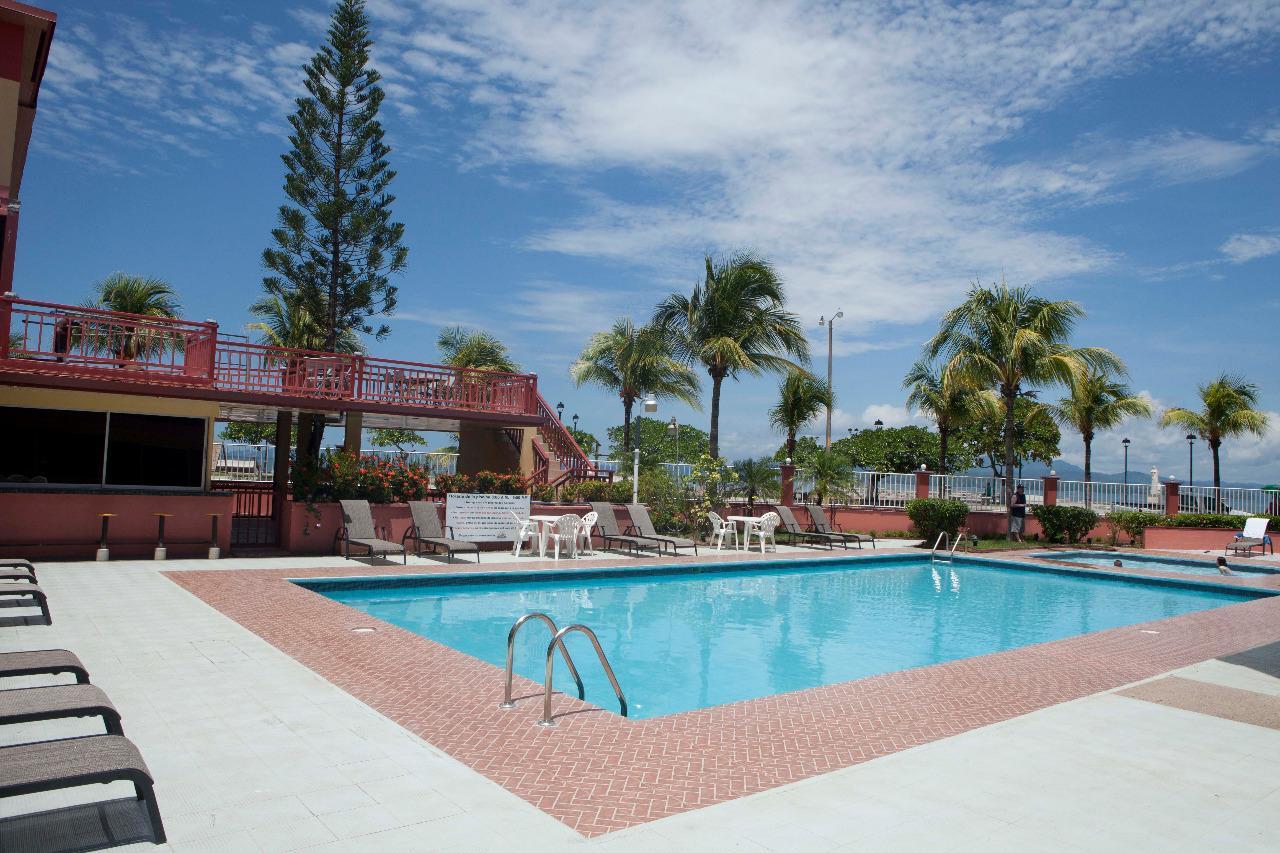 Hotel Yadran Puntarenas