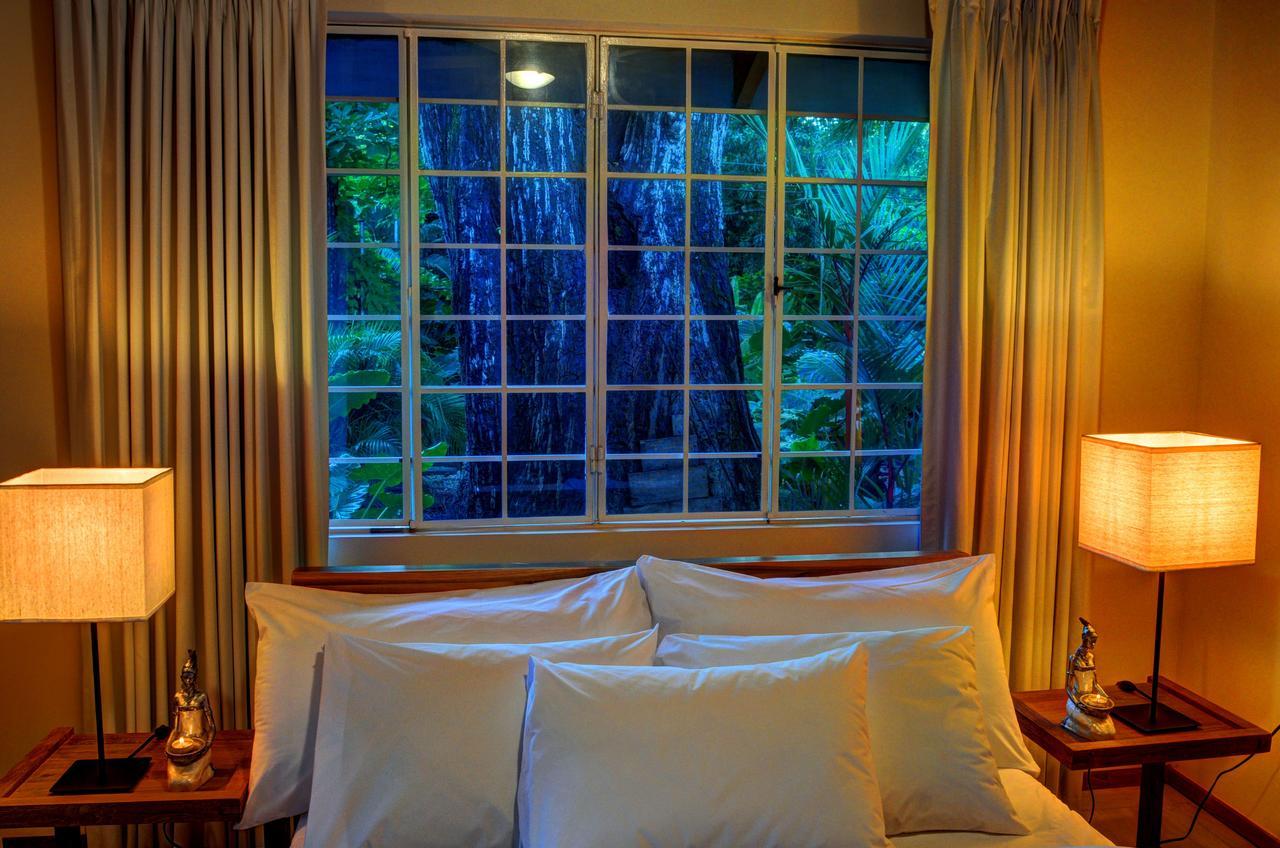 Moana Surf Hotel