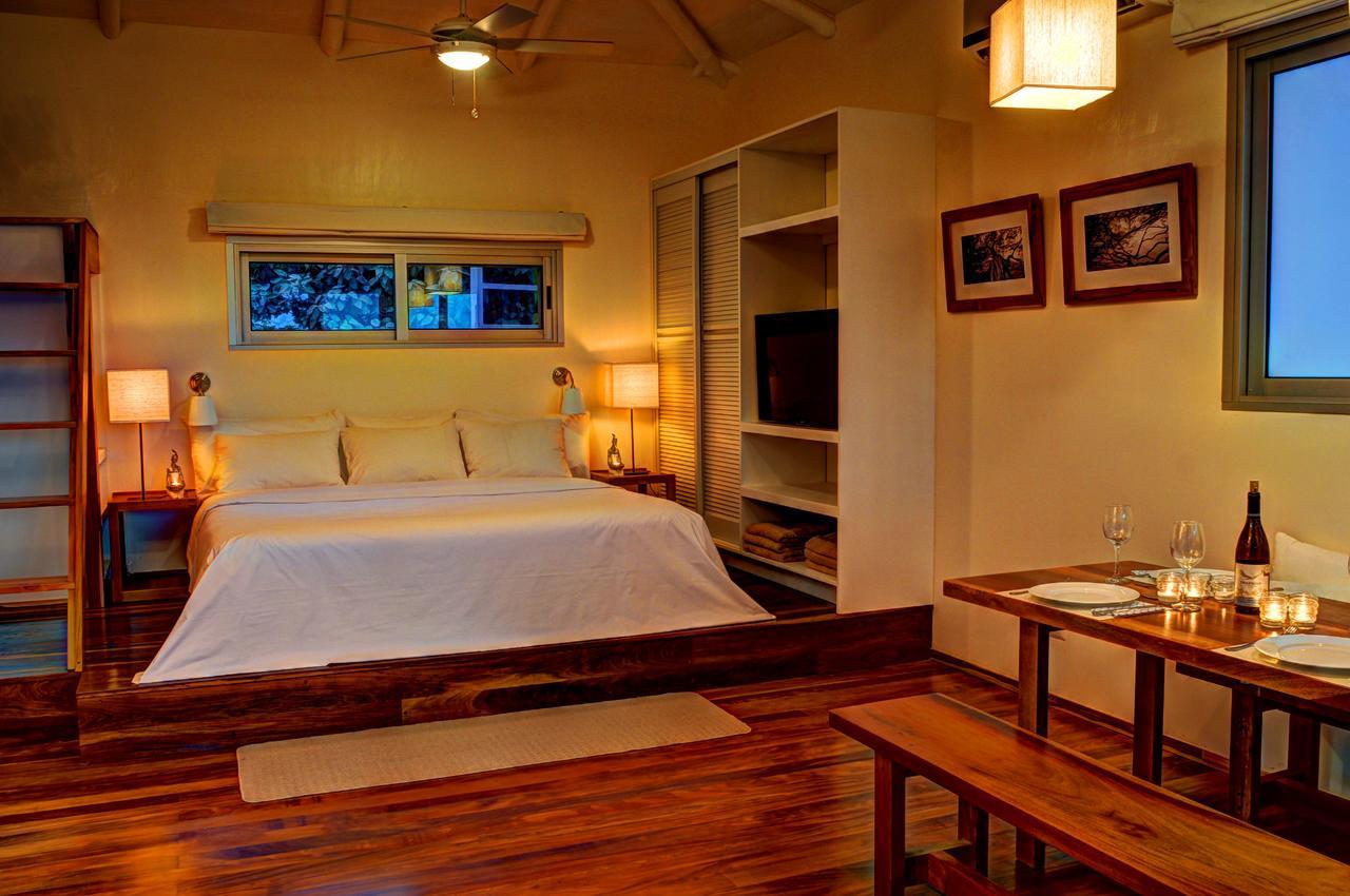 Moana Surf Hotel