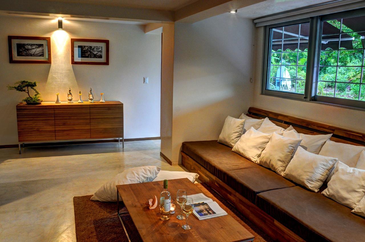 Moana Surf Hotel *