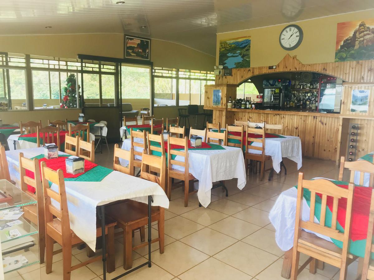 Uran Hotel Rivas