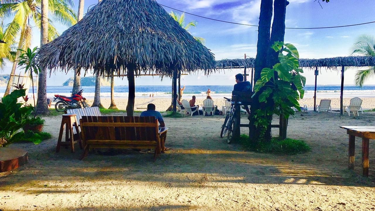 Las Olas Beach Bar *
